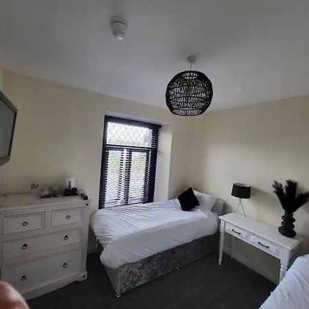 The Dublin Packet - Twin Room 1 Holyhead Exterior photo